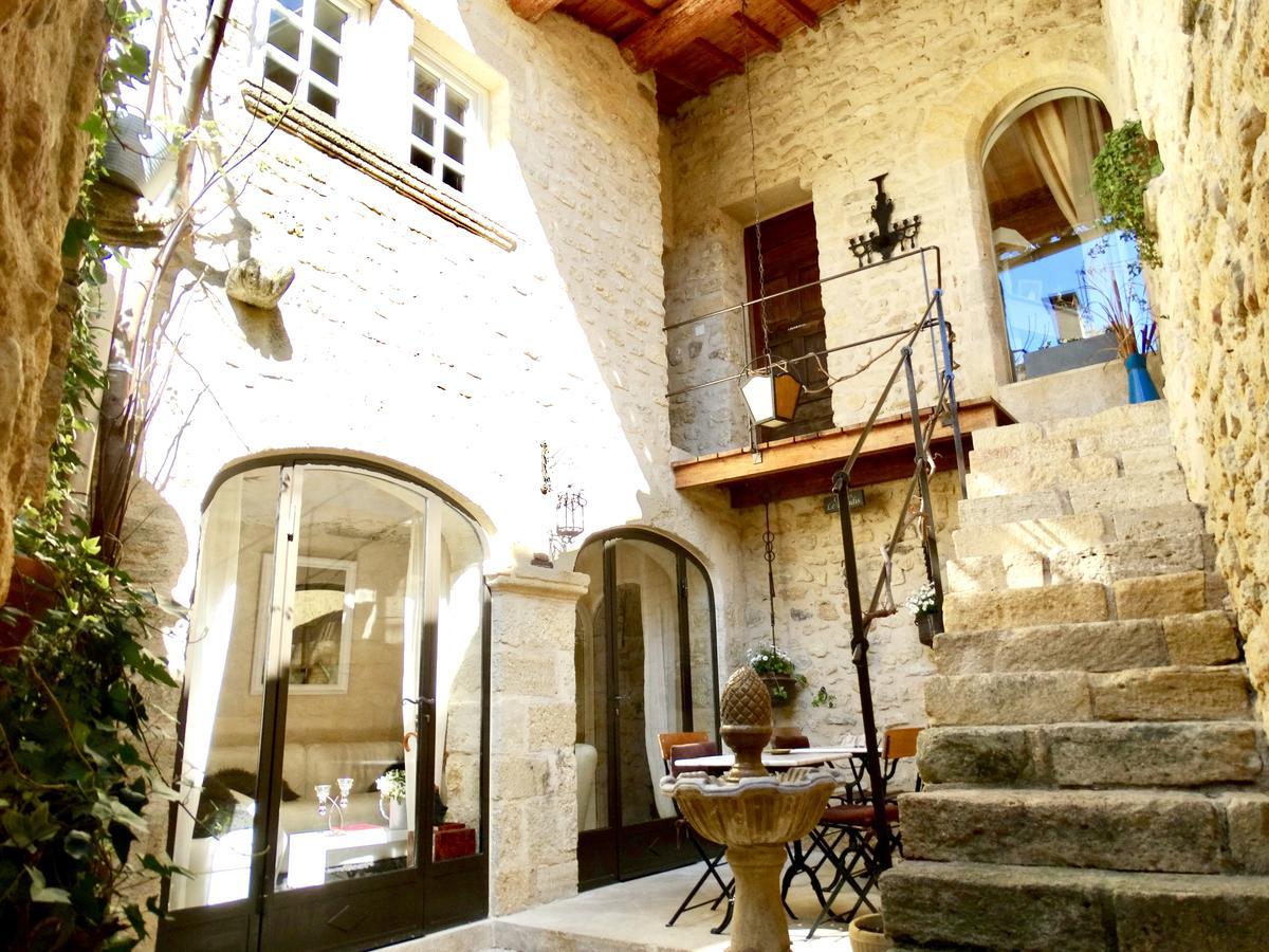 Un Patio En Luberon Bed & Breakfast Ansouis Exterior photo
